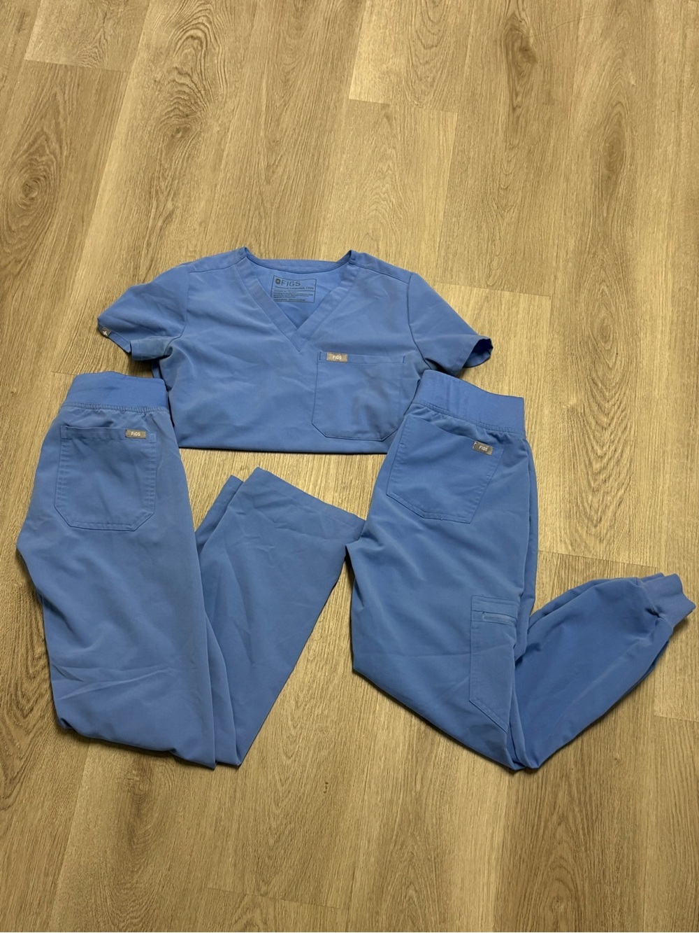 FIGS Women's Three-Piece Scrub Set in Steel Blue Leggings, Straight Leg and Top